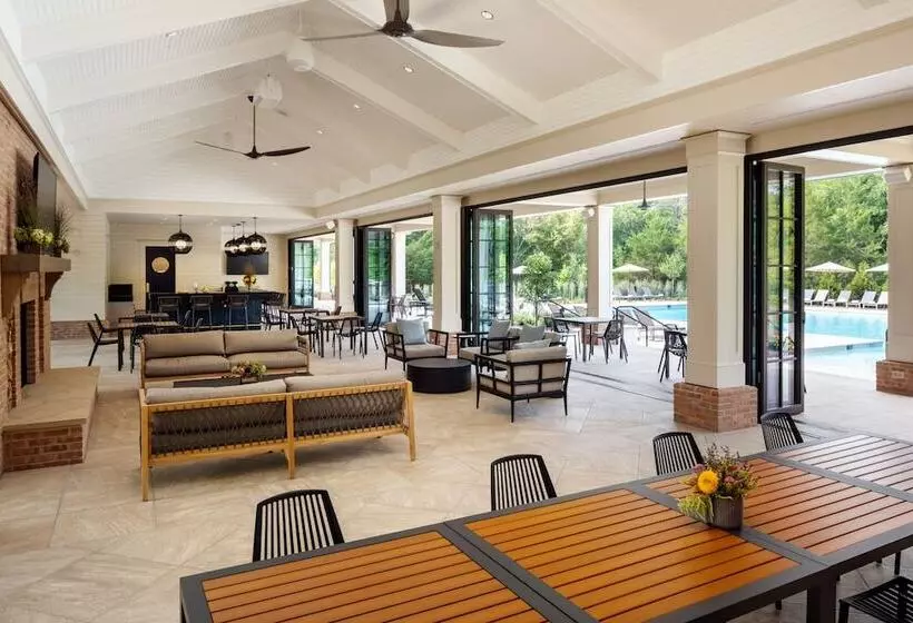 Отель Keswick Hall