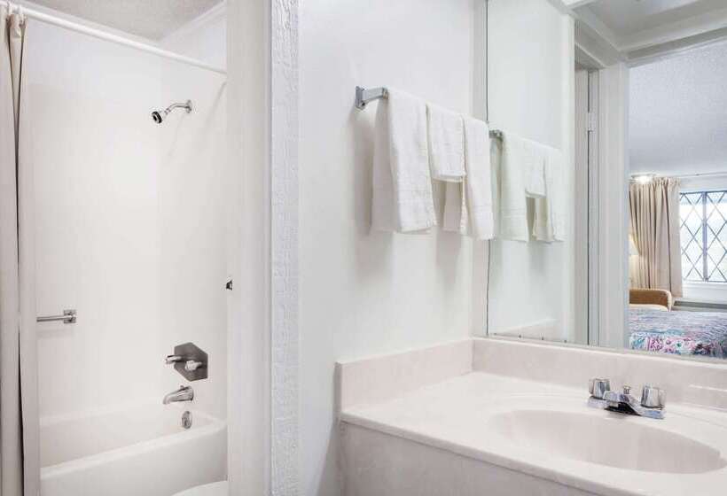 فندق Knights Inn   Columbia