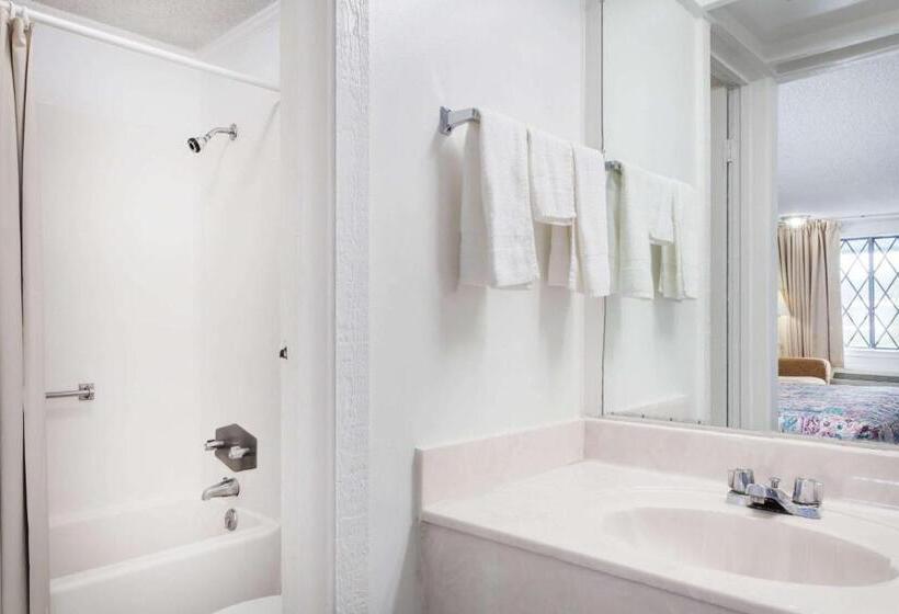 فندق Knights Inn   Columbia