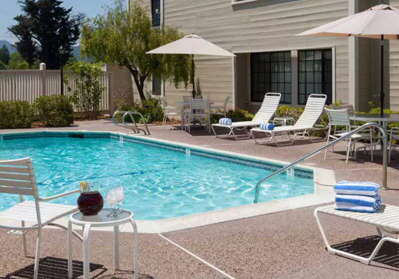 Отель Napa Winery Inn