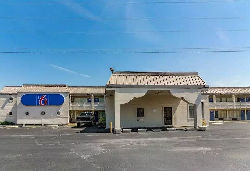 ホテル Royal Inn