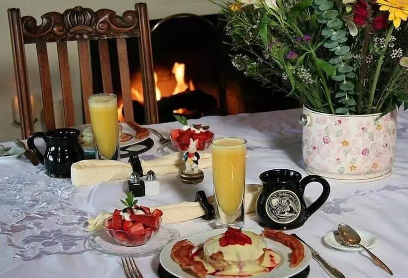 Hotelli The Jabberwock Bed & Breakfast