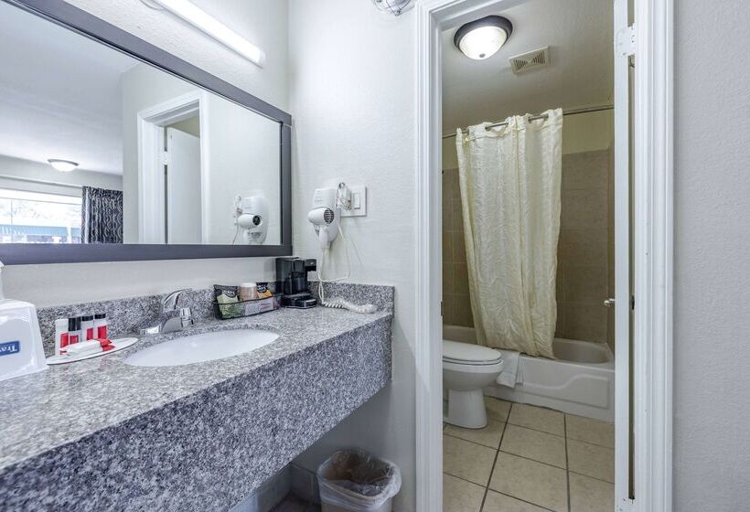 Szálloda Travelodge By Wyndham Jackson I 40 Exit 82