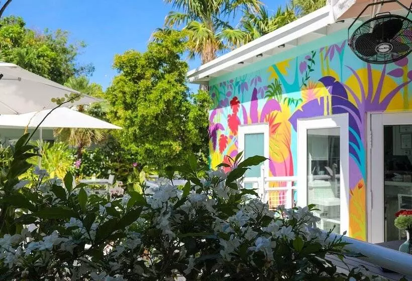 Мотель Orchid Key Inn Adults Only