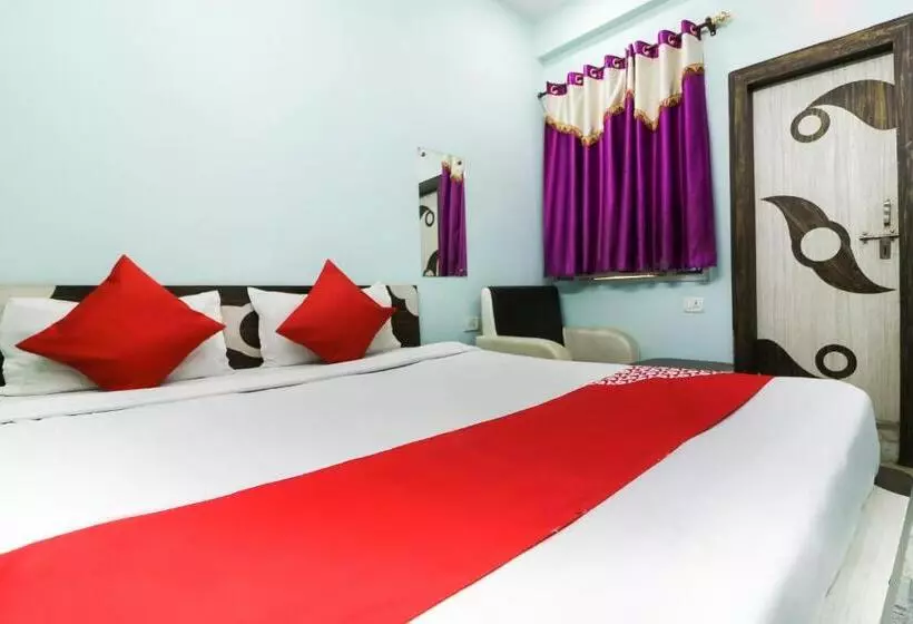 Flagship Hotel Neelkanth