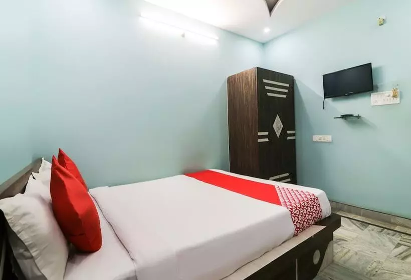 Flagship Hotel Neelkanth