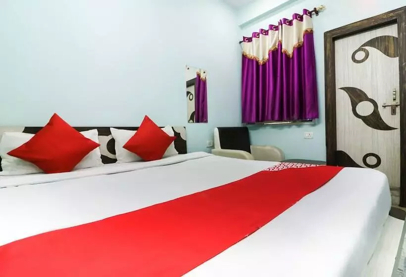 Flagship Hotel Neelkanth