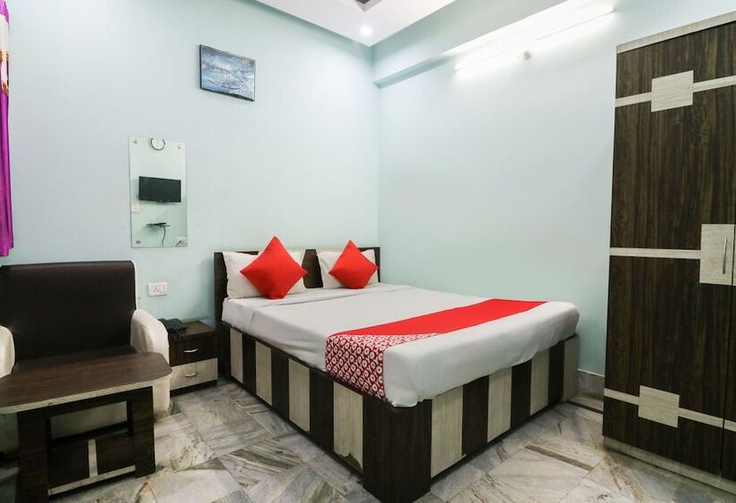 Flagship Hotel Neelkanth