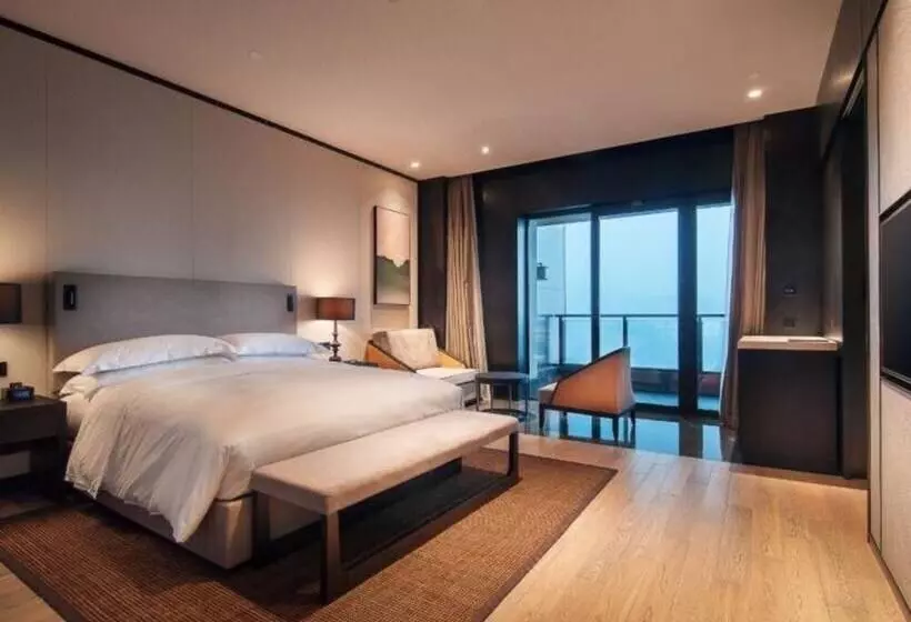 Guangzhou Y&w Service Apartment