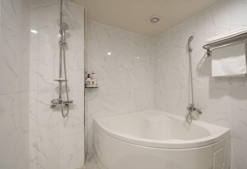 Otel Hwasung Dongtan Thestay