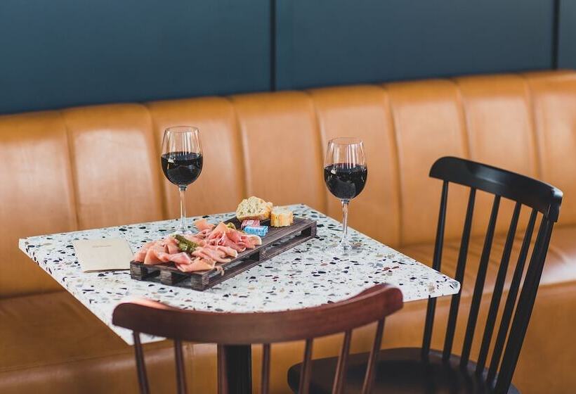 בית מלון כפרי Eklo Bordeaux Centre Bastide