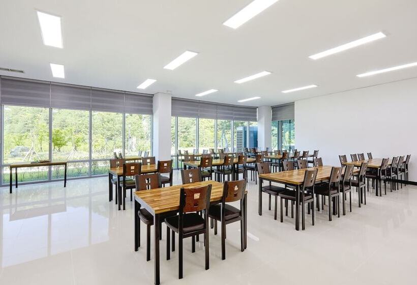 בית מלון כפרי Geumgangsong Ecorium