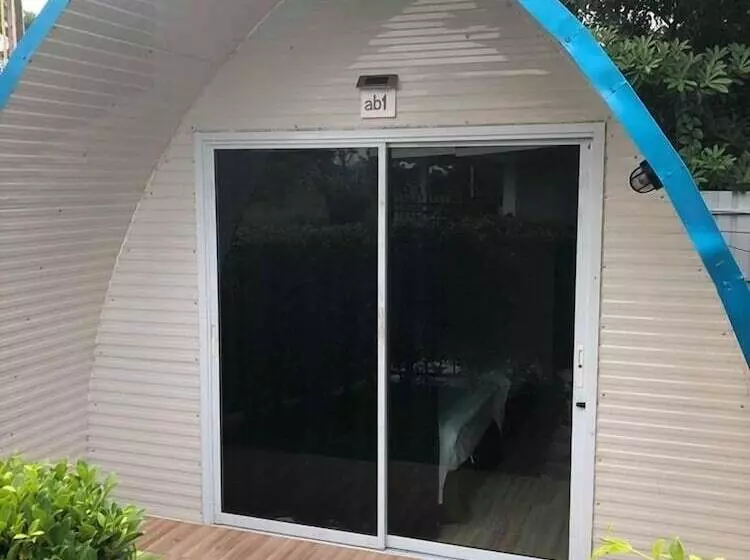 ホテル Inboxhome Resort