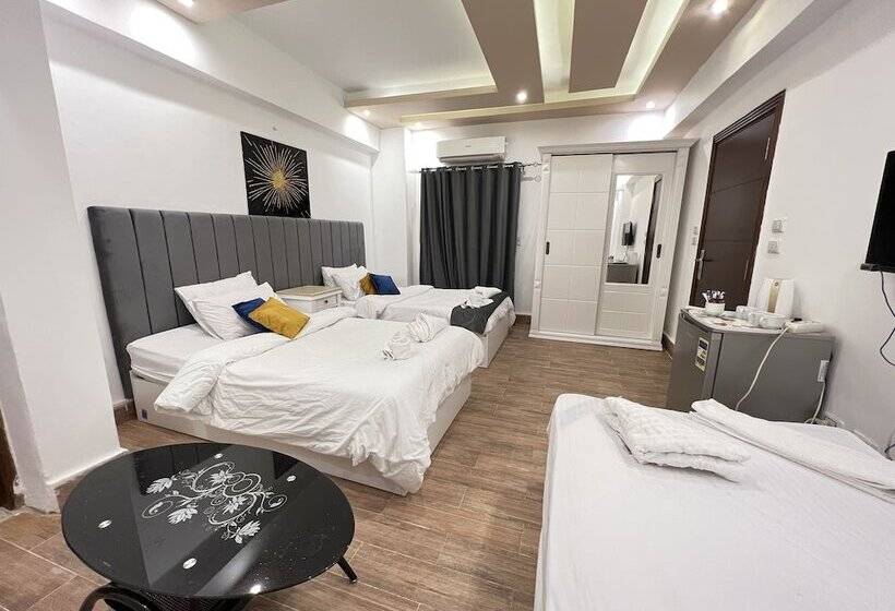 هتل Pyramids Top Inn