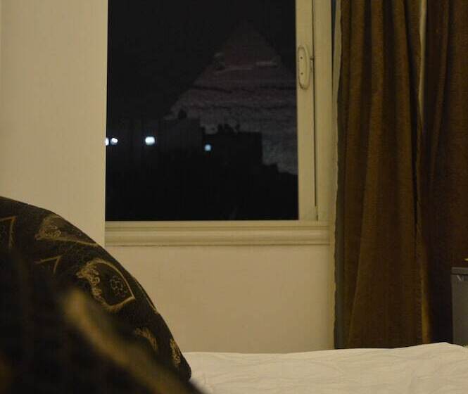 هتل Pyramids Top Inn