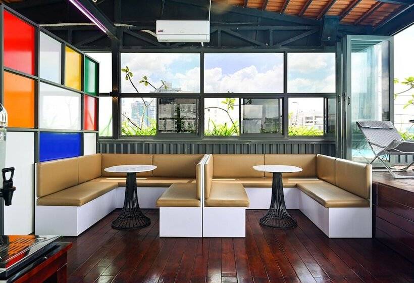 هتل Sky Gem Central