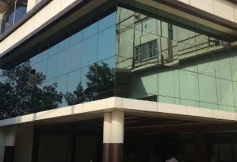 هتل Swarnaa Paradise