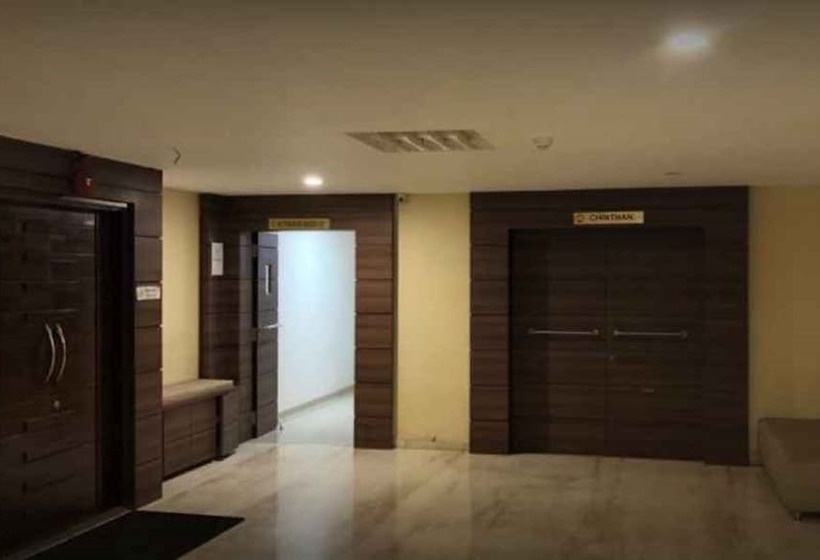 هتل Swarnaa Paradise