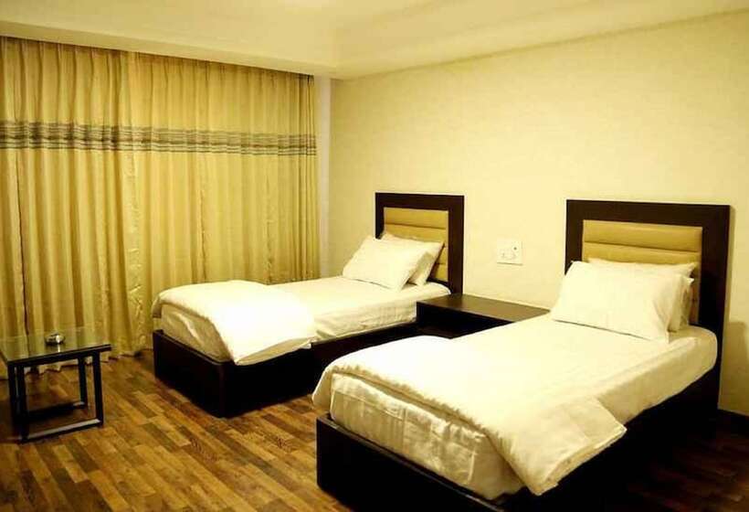 هتل Swarnaa Paradise