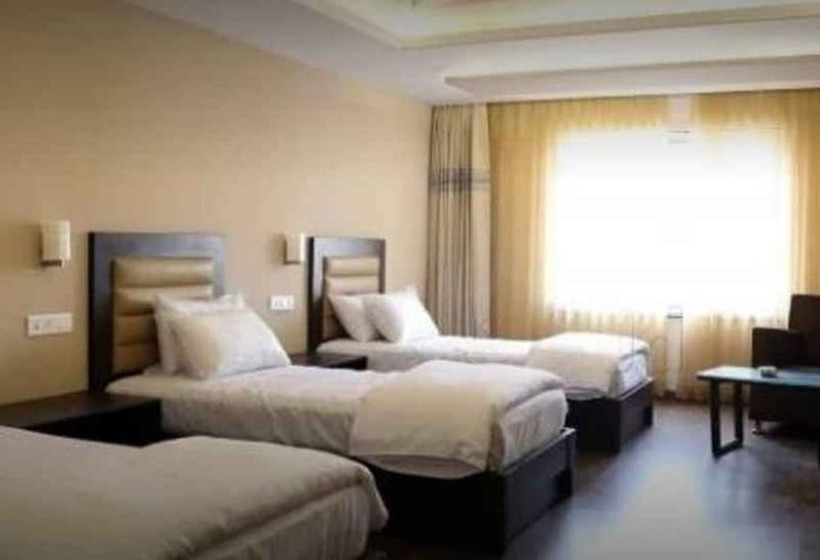 هتل Swarnaa Paradise