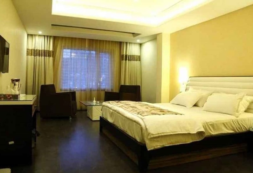 هتل Swarnaa Paradise