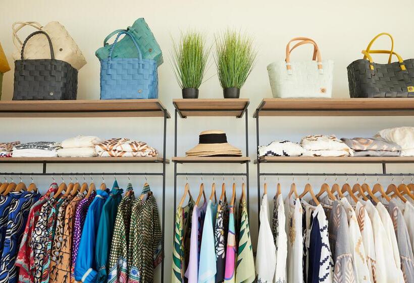 استراحتگاه Elix, Mar Bella Collection