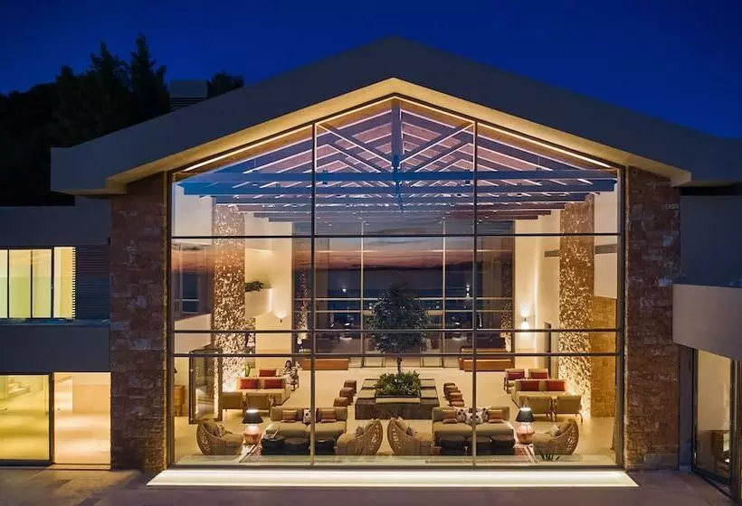 Lomakeskus Elix, Mar Bella Collection