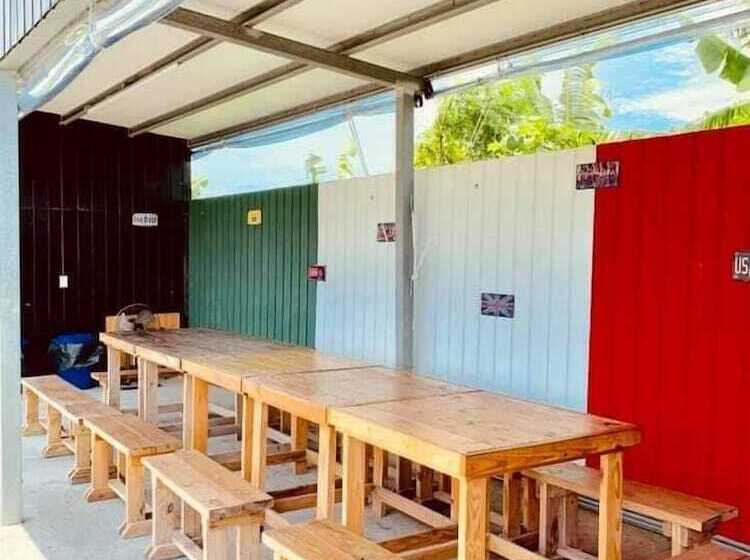 تختخواب و صبحانه Kenting Trail Villa