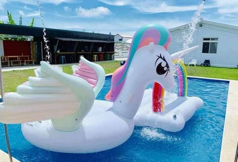 تختخواب و صبحانه Kenting Trail Villa