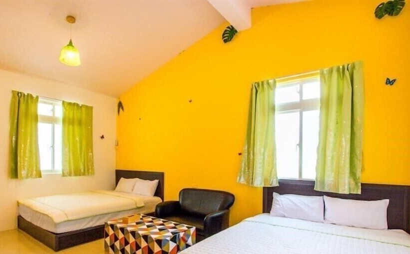 تختخواب و صبحانه Kenting Trail Villa