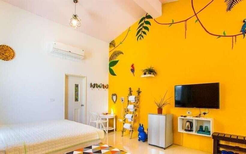 تختخواب و صبحانه Kenting Trail Villa