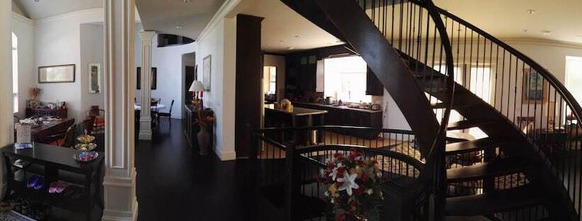 Sunny Island By White Rock B&b