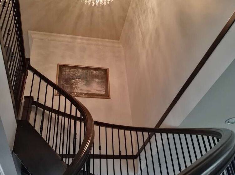 Sunny Island By White Rock B&b