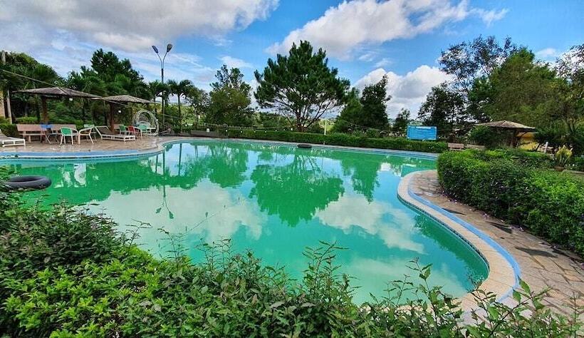 تختخواب و صبحانه Tithonia Homestay