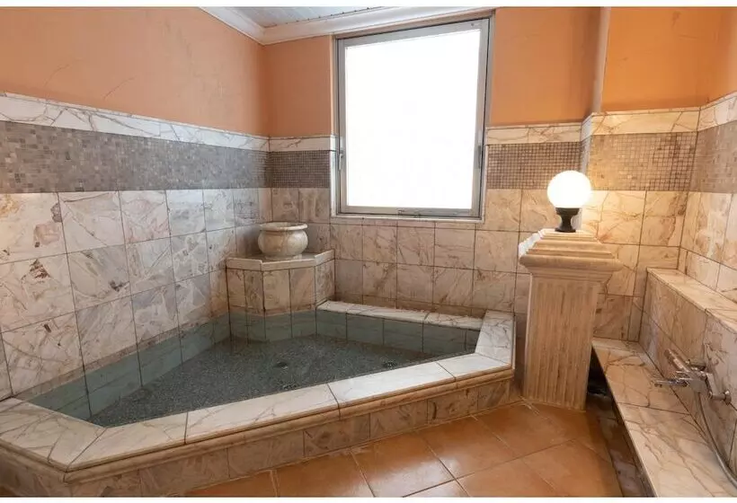 Hotelli Castle Inn Tsu