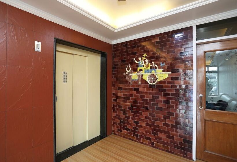 هتل Kesar Palace By Oyo Rooms