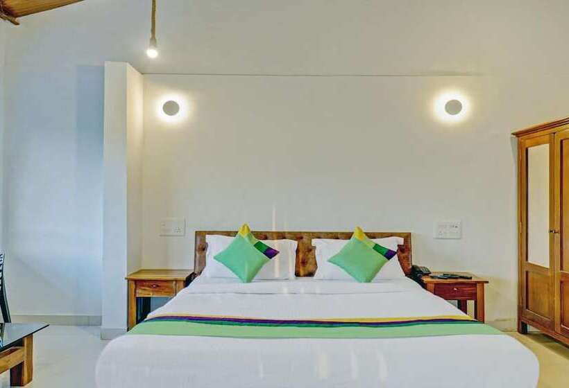 هتل Lake Paradise Mahabaleshwar