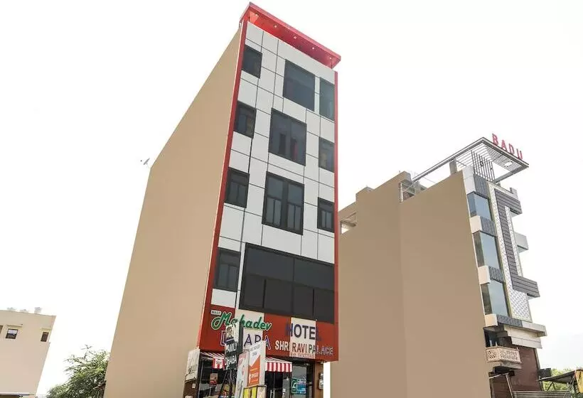 Hotelli Ravi Palace By Oyo Rooms