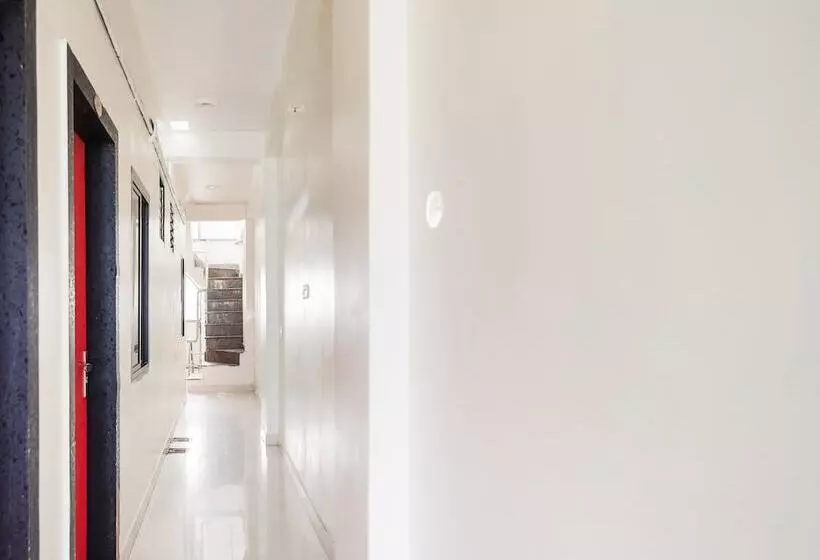 Hotelli Ravi Palace By Oyo Rooms