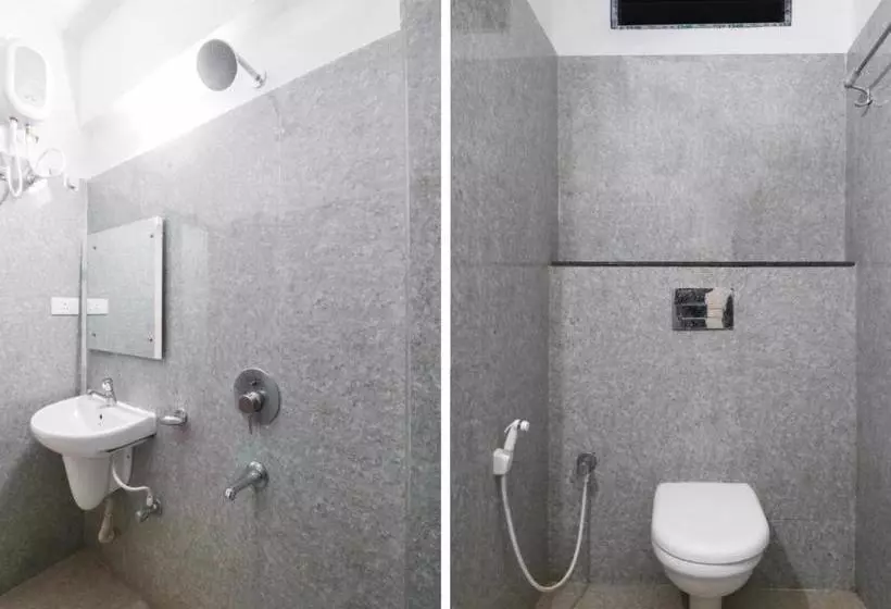 هتل Spot On 46890 Smile Holiday Inn