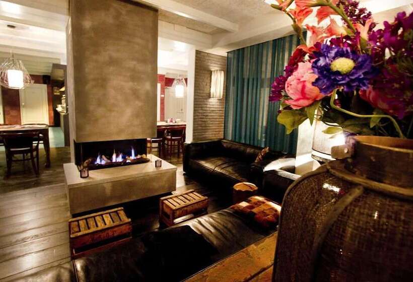 ホテル Tante Sien