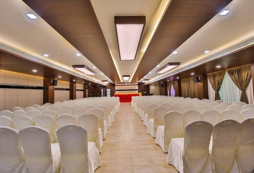 فندق The Royal Grand