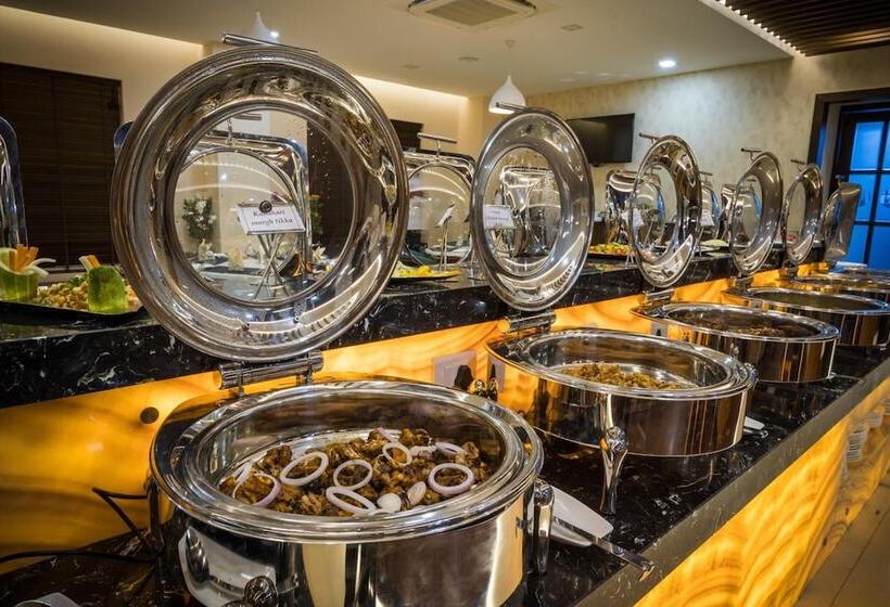 فندق The Royal Grand