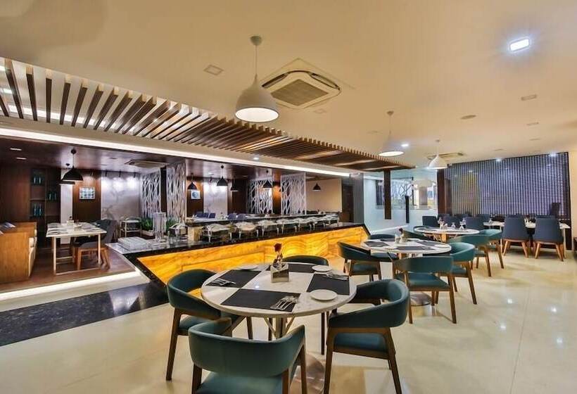 فندق The Royal Grand