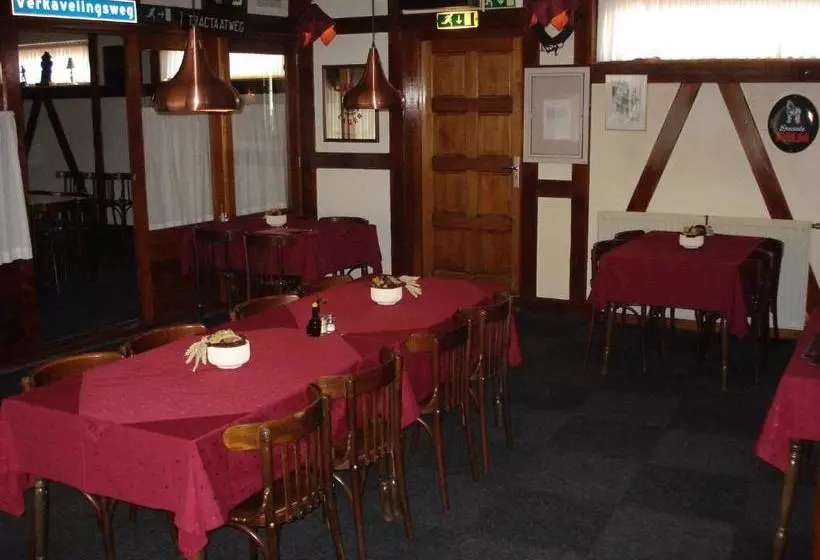 Hotelli Hcr De Tukker