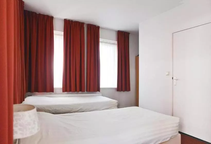 Hotelli Hcr De Tukker