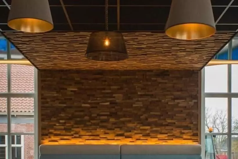 Hotelli Restaurant Termunterzijl