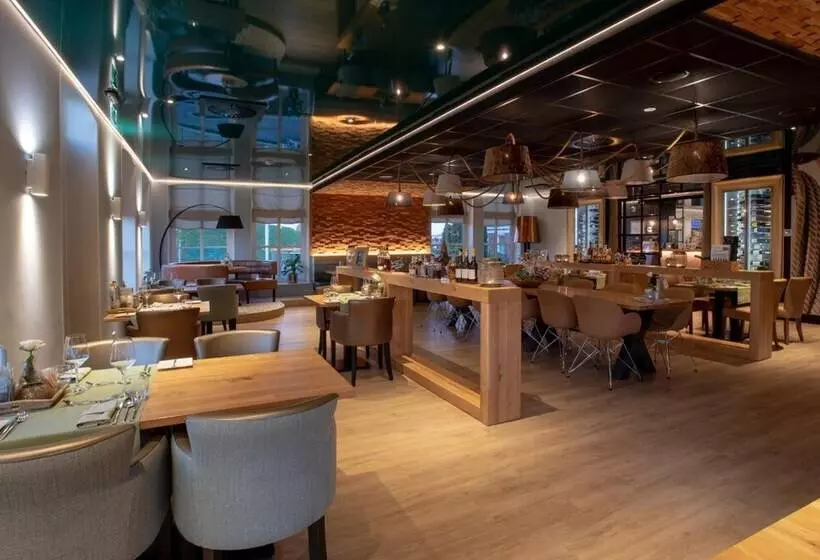 Hotelli Restaurant Termunterzijl