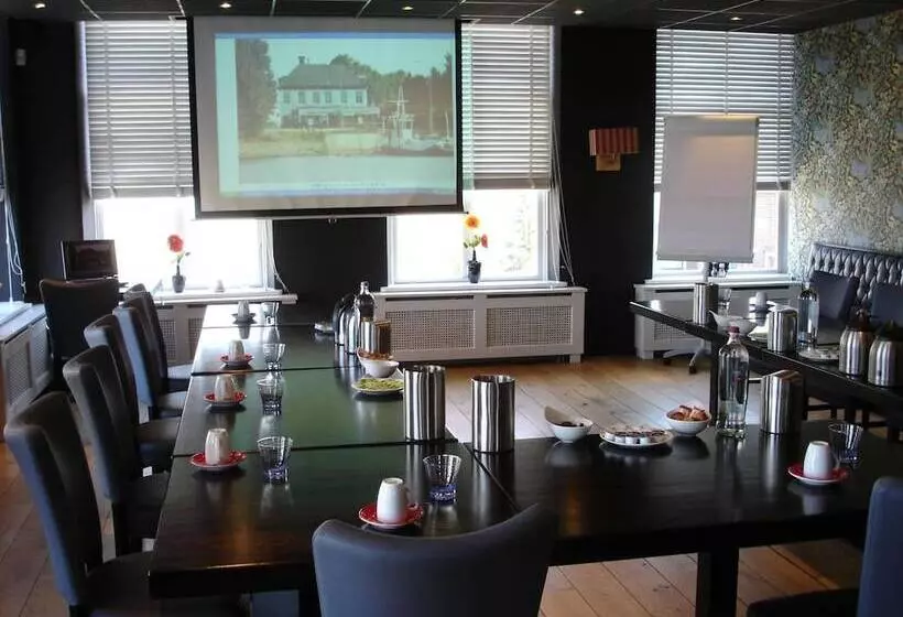 ホテル T Veerhuys