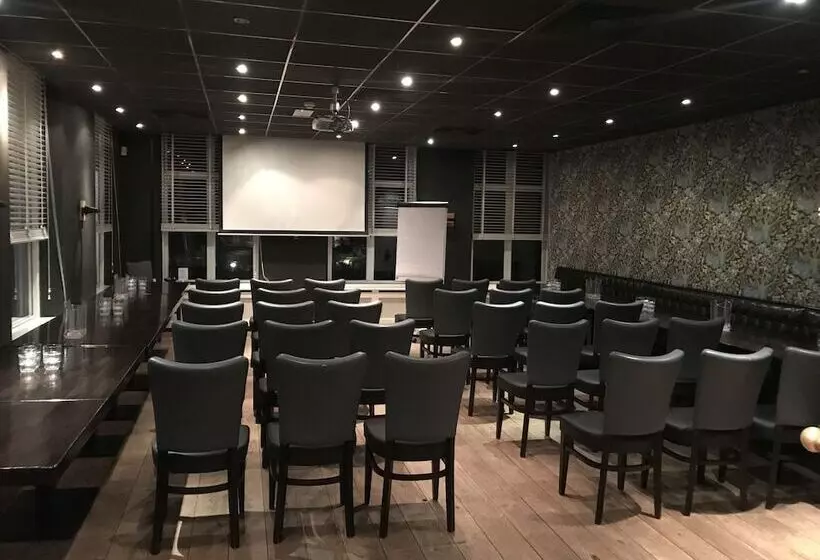 ホテル T Veerhuys